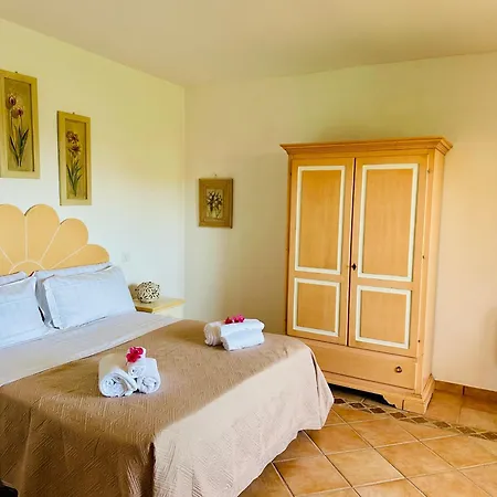Le Petite Porto Pozzo
