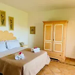 Le Petite Porto Pozzo